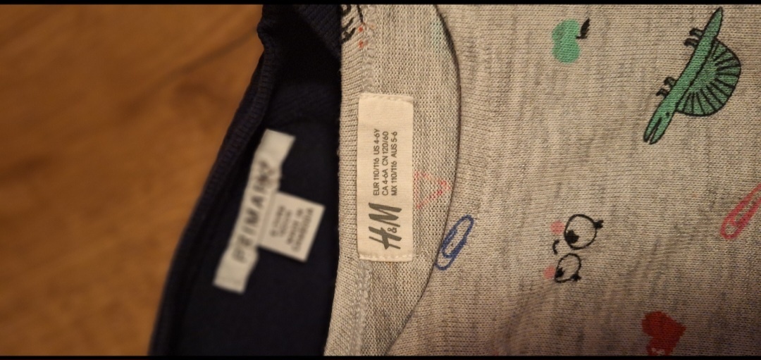 Dívčí svetříky - 8