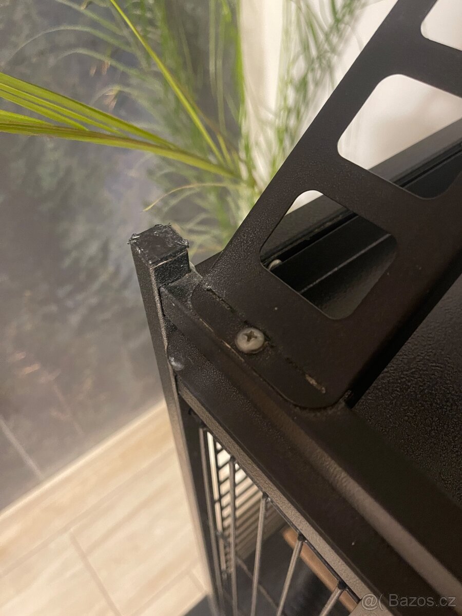 Klec pro střední papoušky - 8