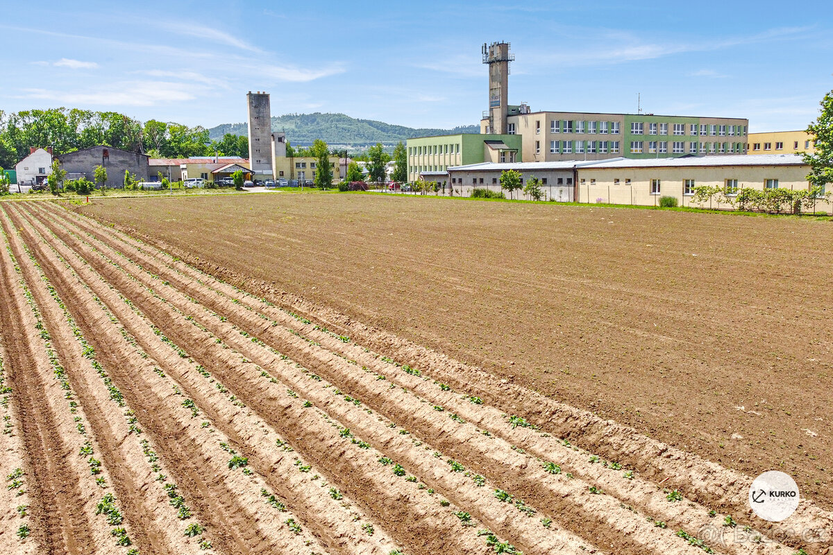 Komerční pozemek v Místku 1000 m2 - 4154 m2 - 8
