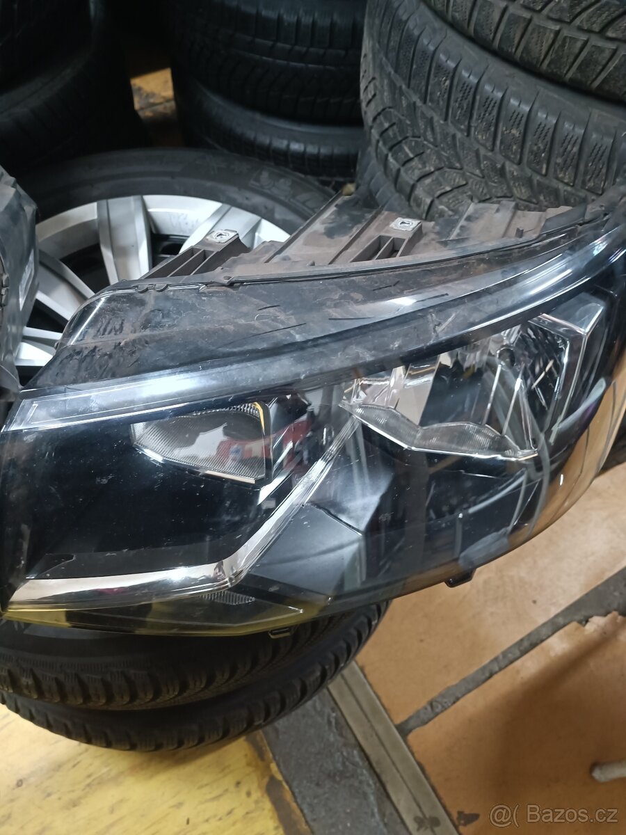 Přední světla L+P VW T6 - 8