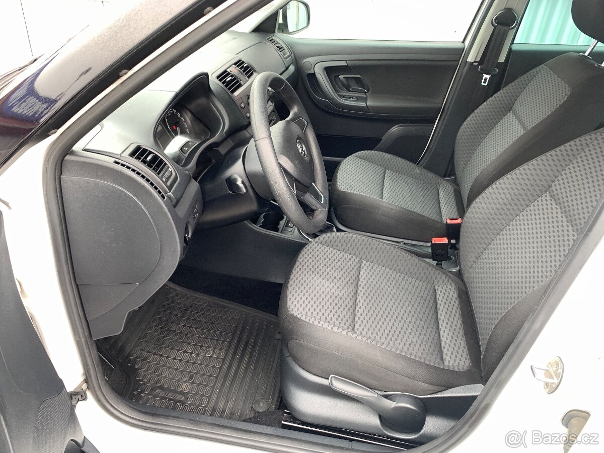 ŠKODA FABIA 1.6 TDI AMBITION - 8
