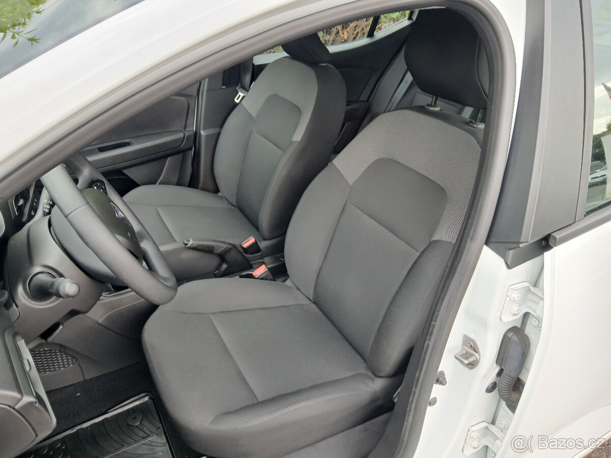 Dacia Sandero 1.0Tce jen 30.000 Km nová STK - 8