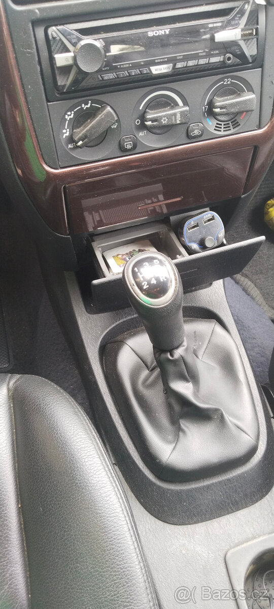 Mitsubishi Carisma 1.8 GDI - 8