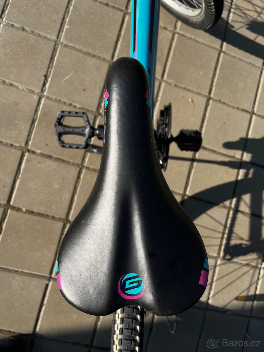 Dívčí kolo velikost 24 - 8