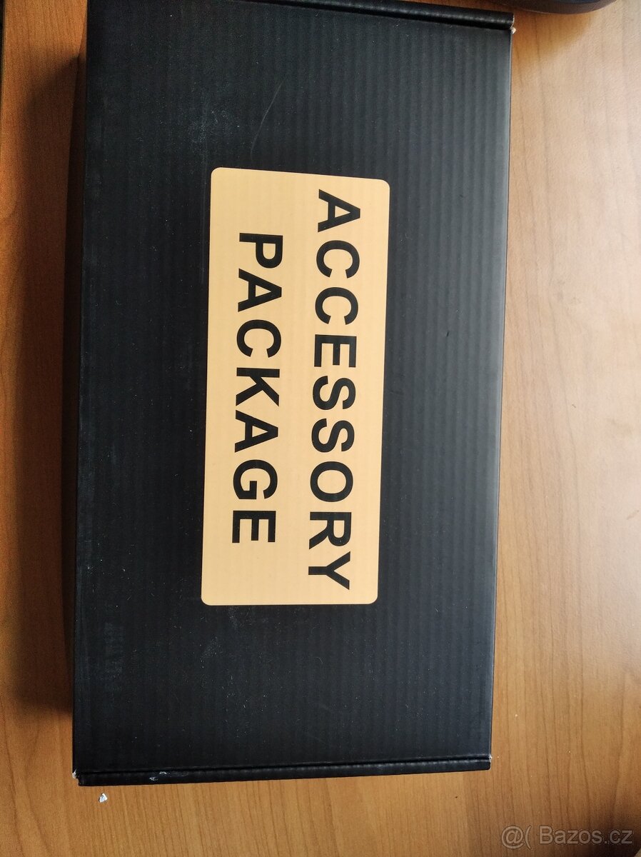 Domácí kino - LCD multimedia projektor Bosnas - 8