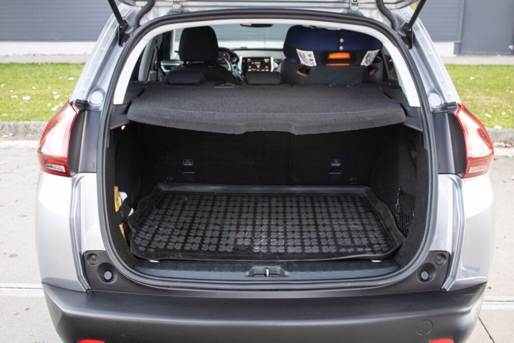 Peugeot 2008 1.2 PureTech Style - 8