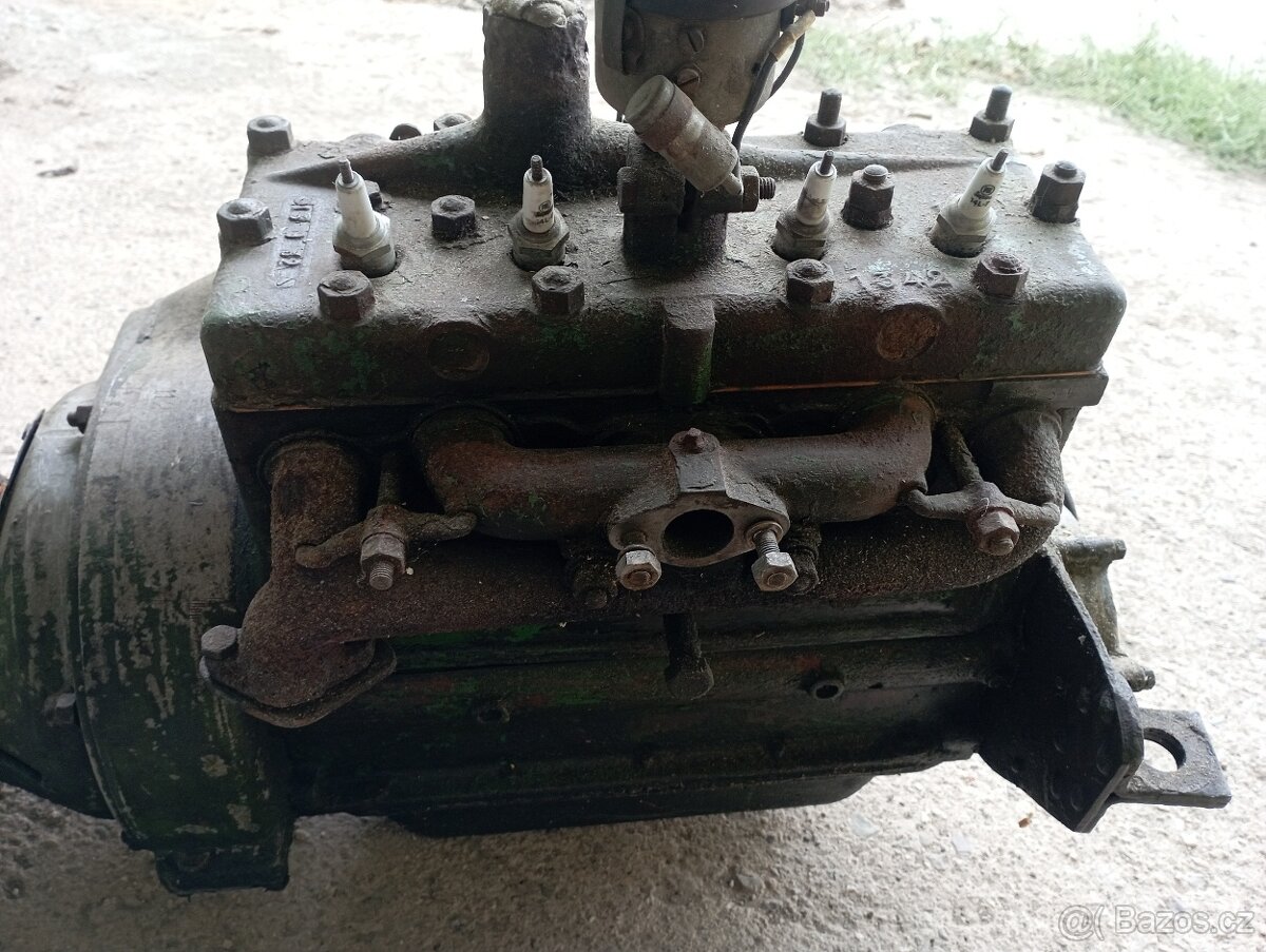 Moskvič 400 401 - 8