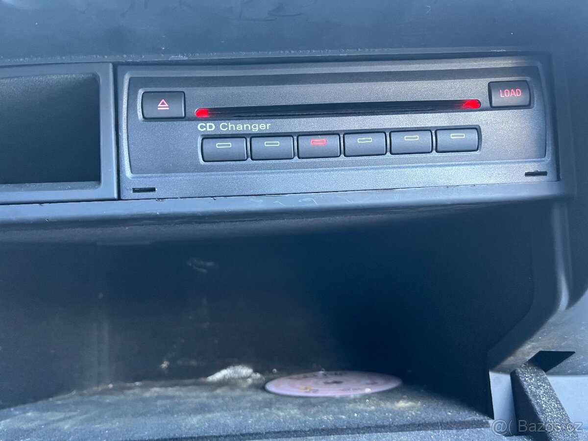 audi a8 d3 interier - 8