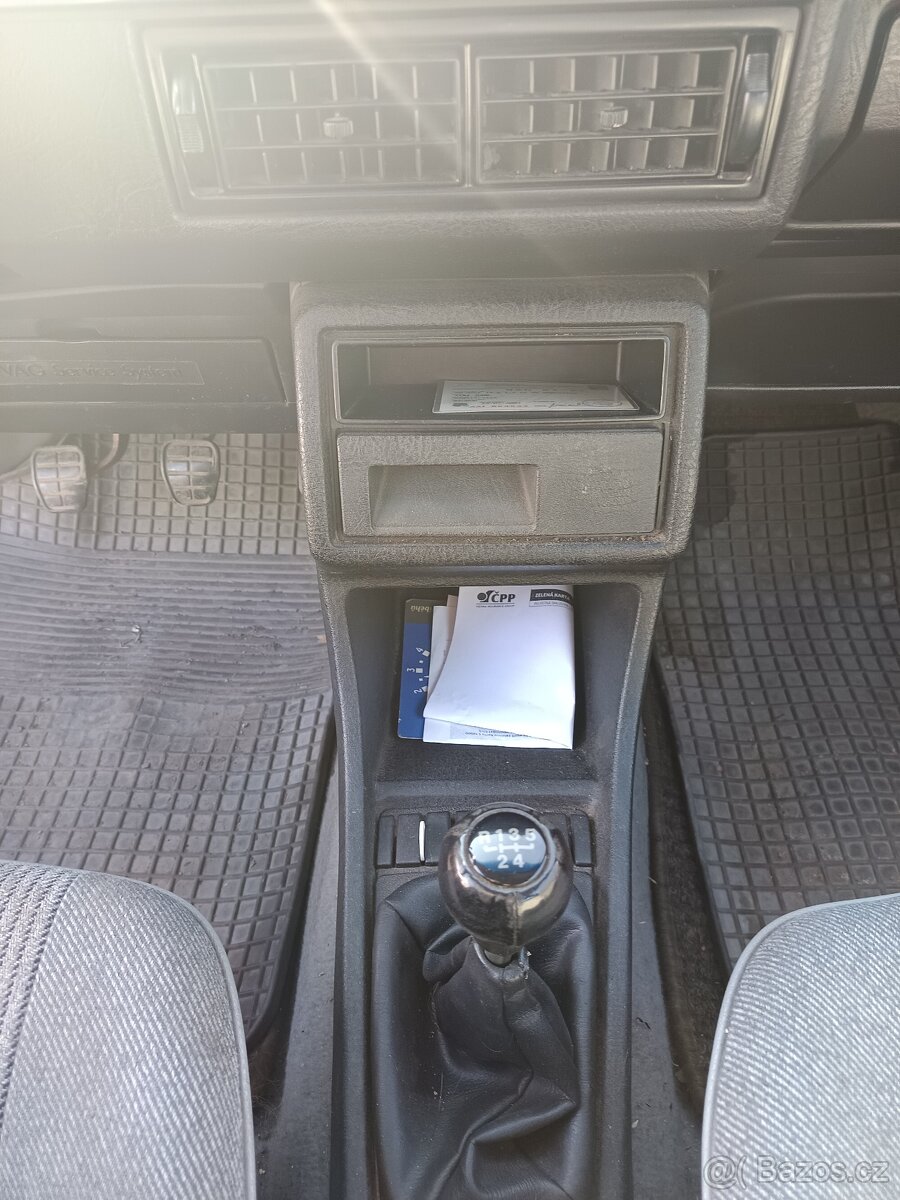 Volkswagen Golf MK2 - 8