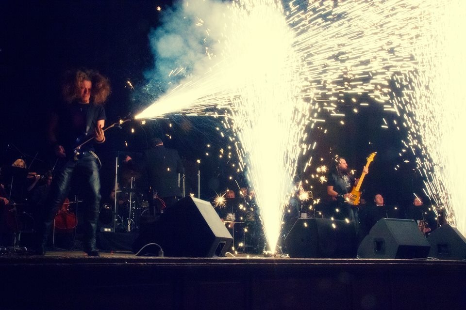 Рrofesionální kytarista a baskytarista hledá kapelu - 8