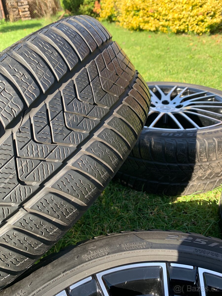 MERCEDES C-CLASS W206 + zimní pneu 225/45/18 - 8