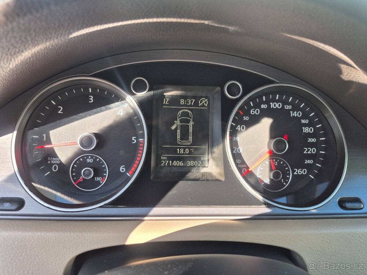 Vw Passat 1.6 tdi 77kw kombi comfortline - 8