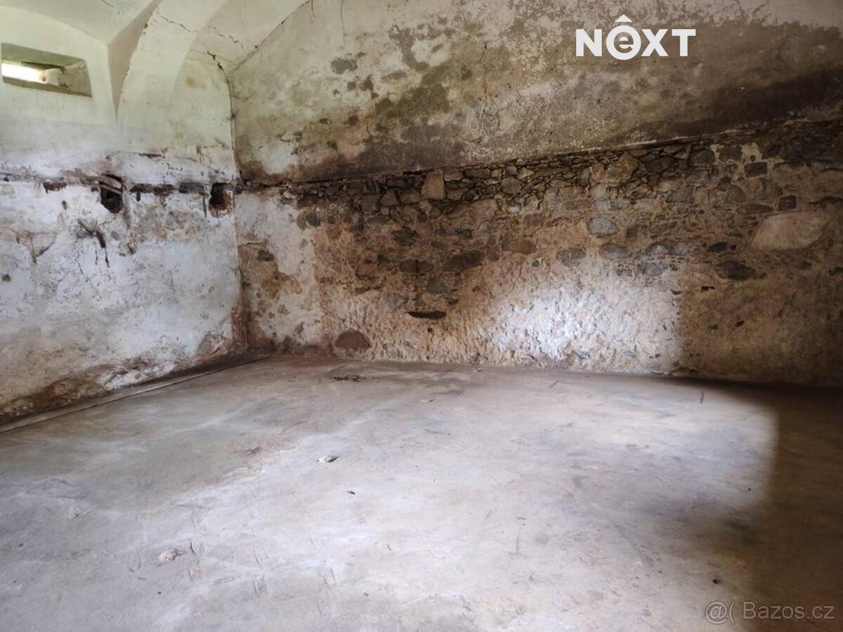 Prodej Zemědělská usedlost, 7 607㎡ - 8