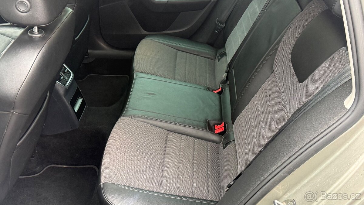 Škoda Octavia 2.0TDi Style, DSG, Xenony - 8