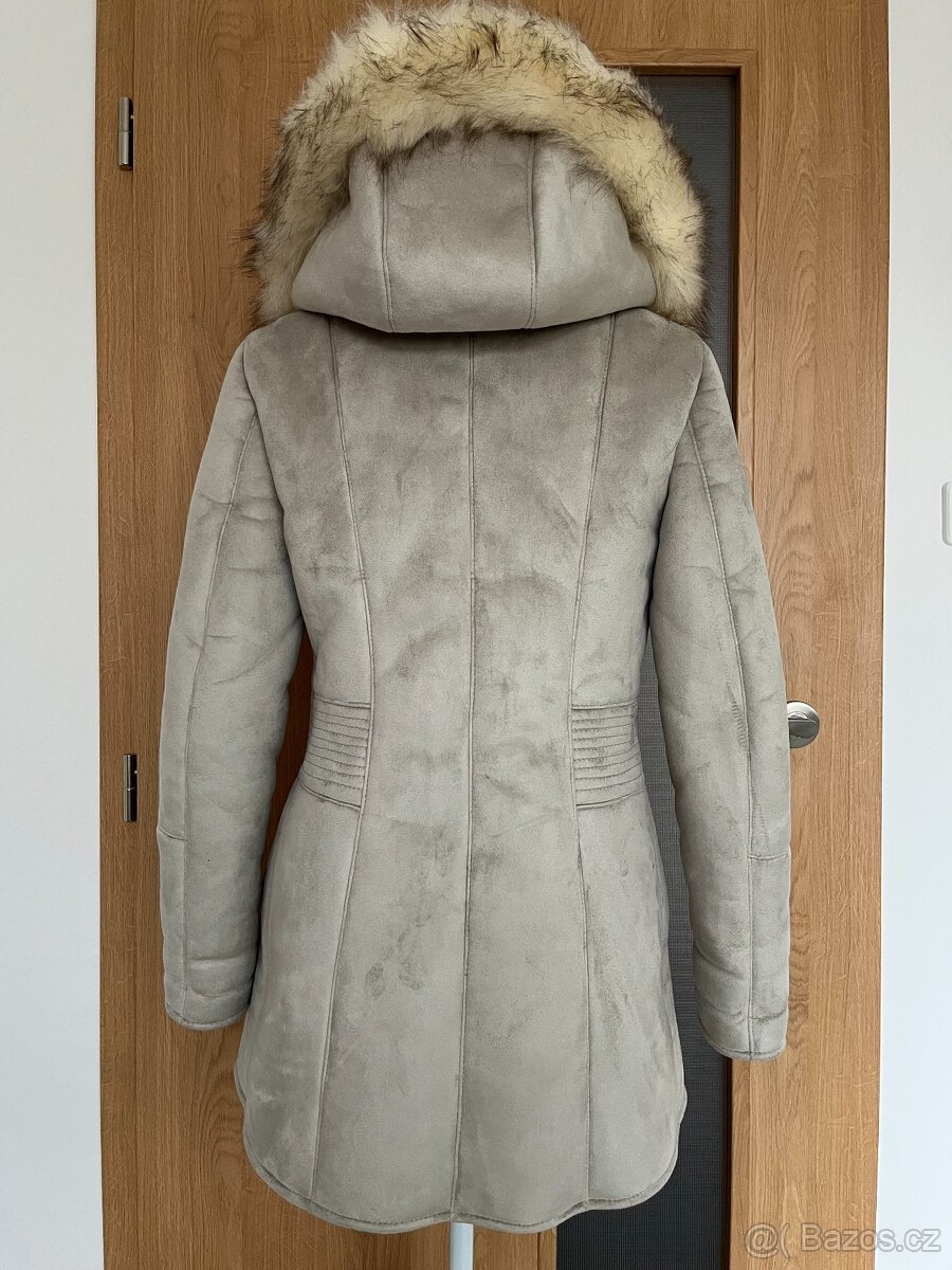 Dámský kožíšek vel. M - 8