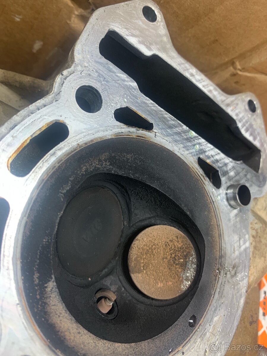 Access Tomahawk 300 - 8