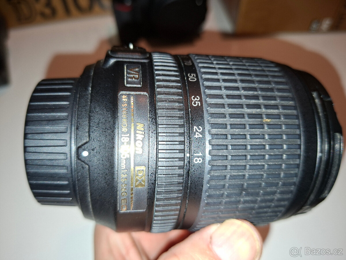 D3100 + AF-S DX Nikkor 18-105 mm f3.5.-5.6G ED VR - 8