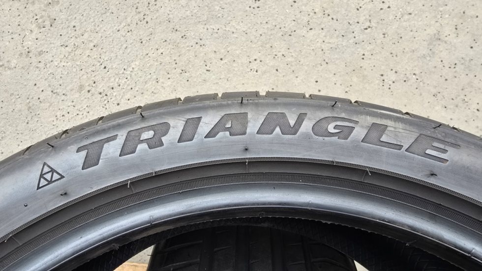 Letní pneu 245/40/19 Triangle - 8