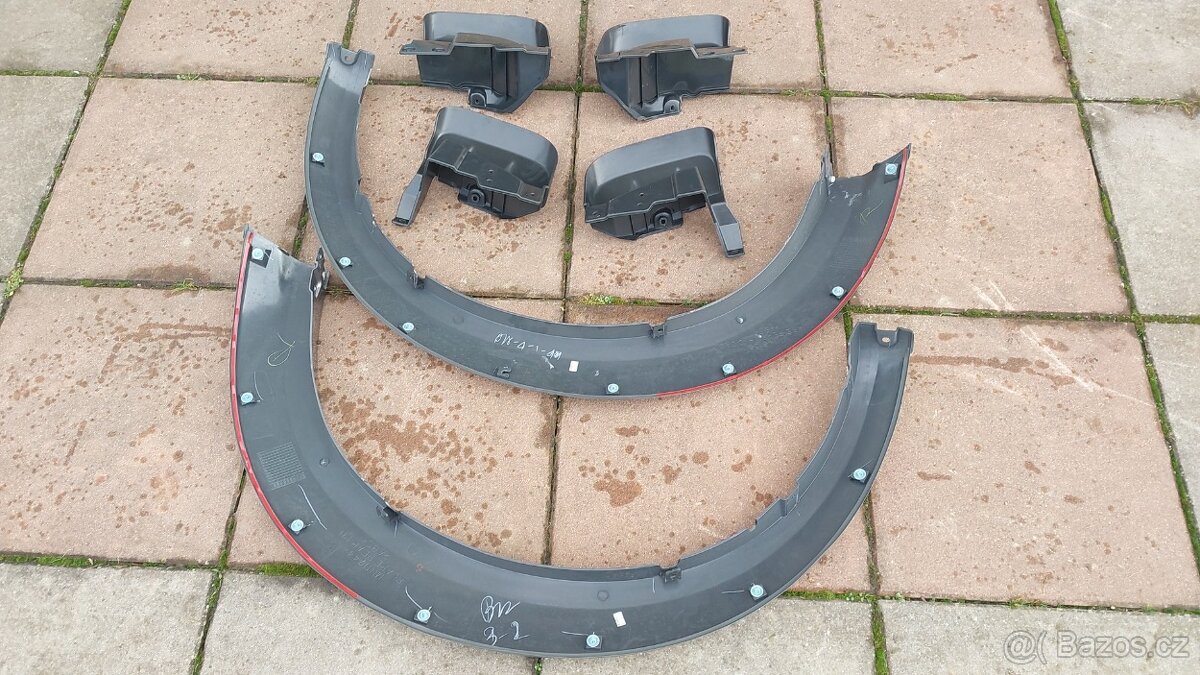 Mitsubishi L200 DID lemy a zástěrky - 8