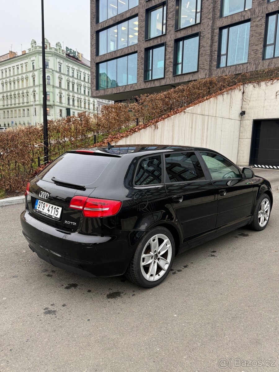 Audi A3 2.0TDI Automat - 8
