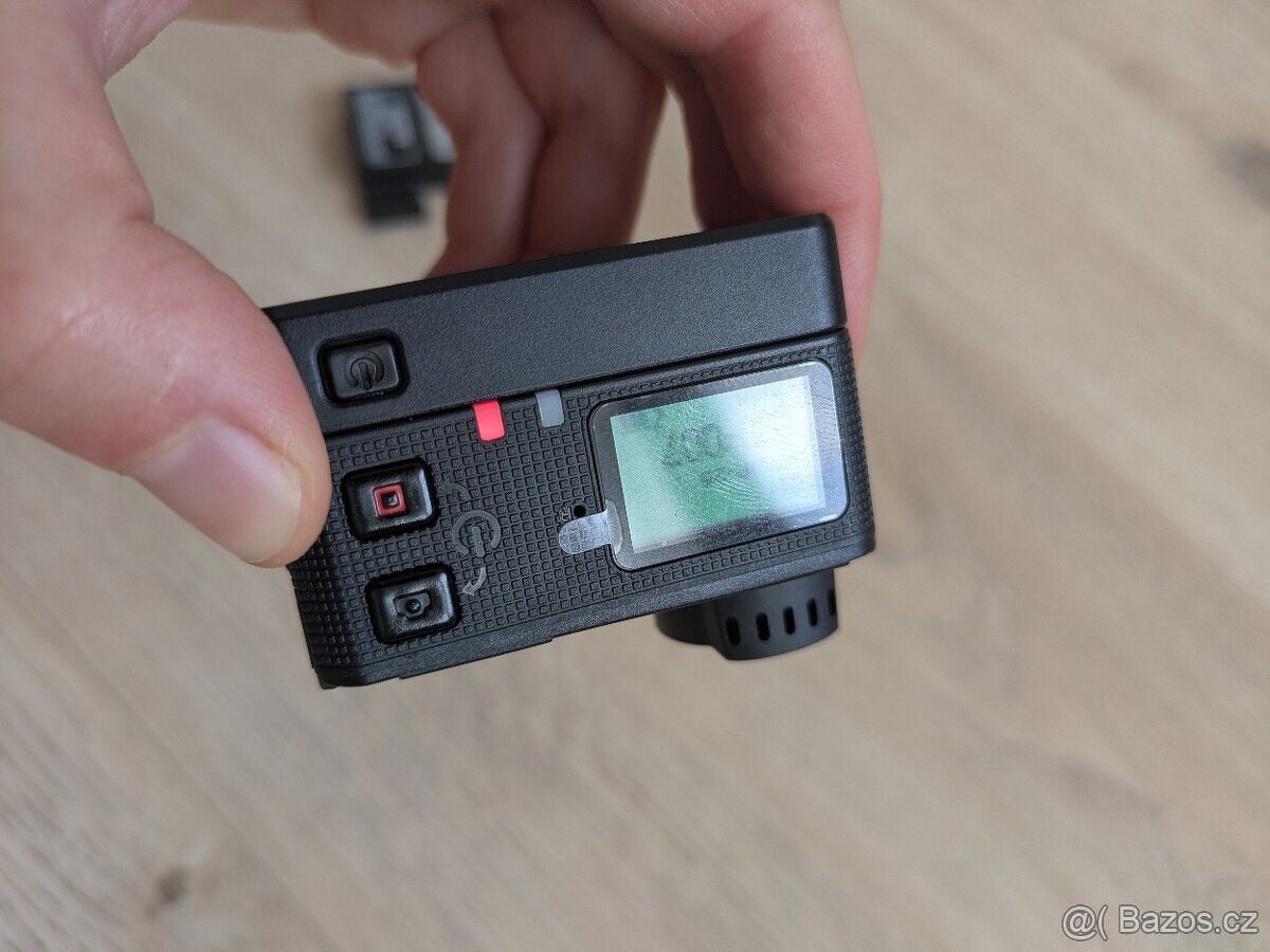 Lehká outdoorová kamera AEE MagiCam S71 - 8