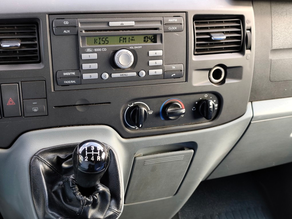 Ford Transit skříň - 8