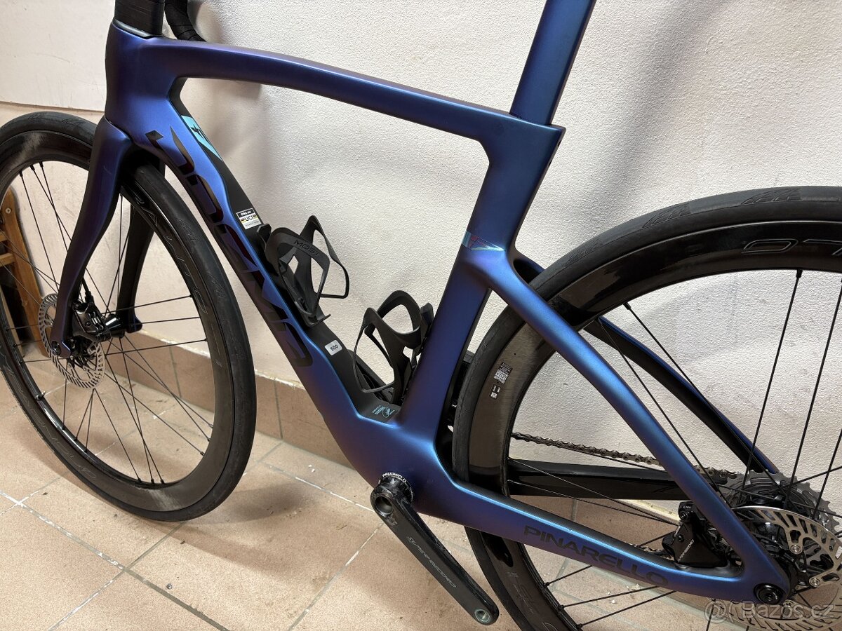 Pinarello Dogma F | 2025 | Campagnolo WRL - 8