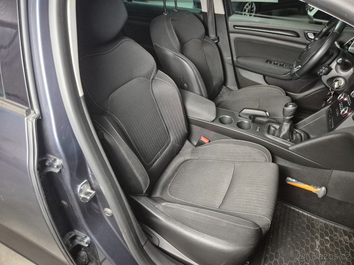 Renault Megane 1.5 DCI 81kw Manuál r.2017 - 8