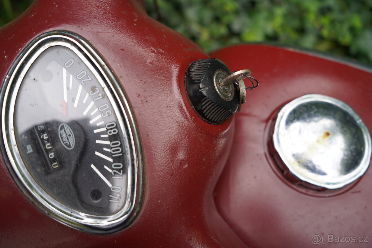 JAWA 250/592, typ 559. - 8