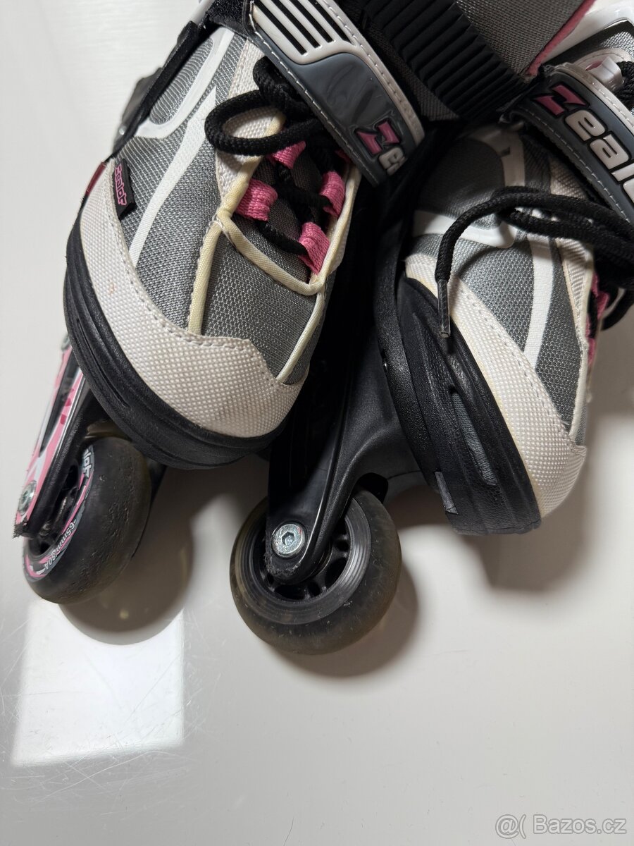 Dívčí in-line brusle nastavitelná vel. 29-32 - 8