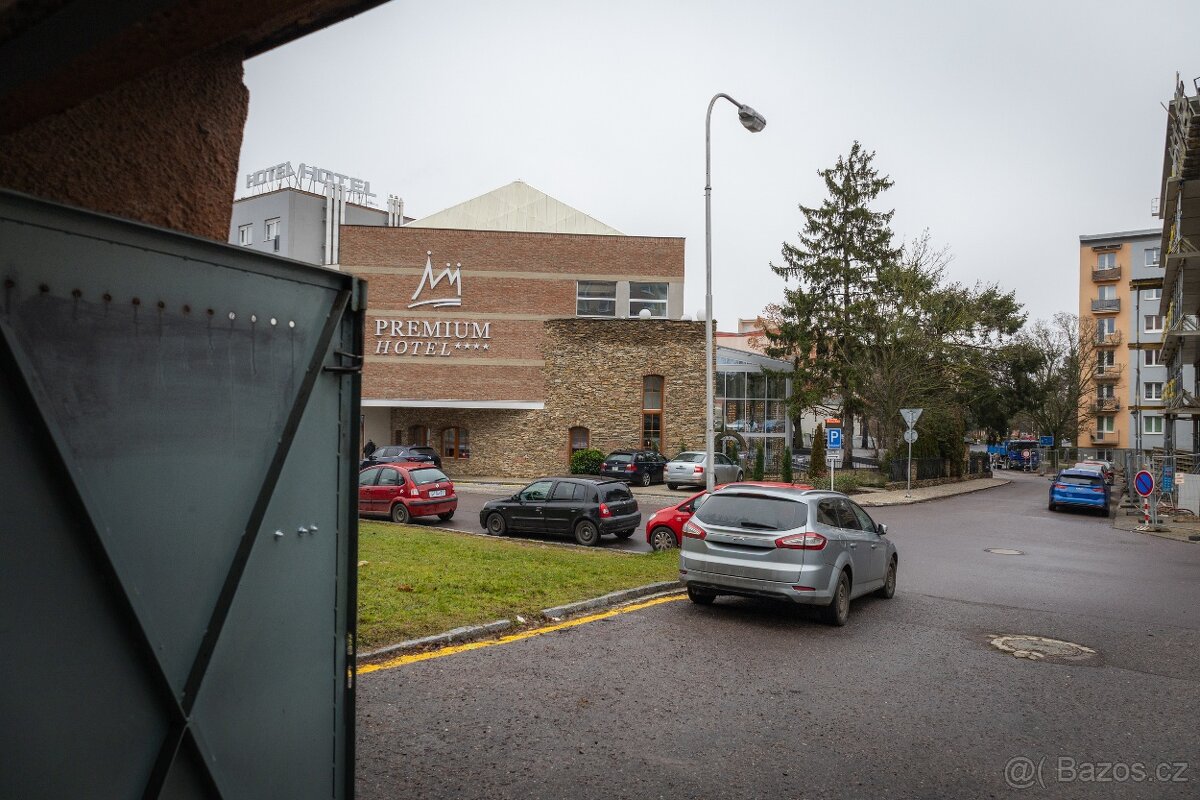 Prodej garáže 16 m2 ve Znojmě – Pražská sídliště - 8