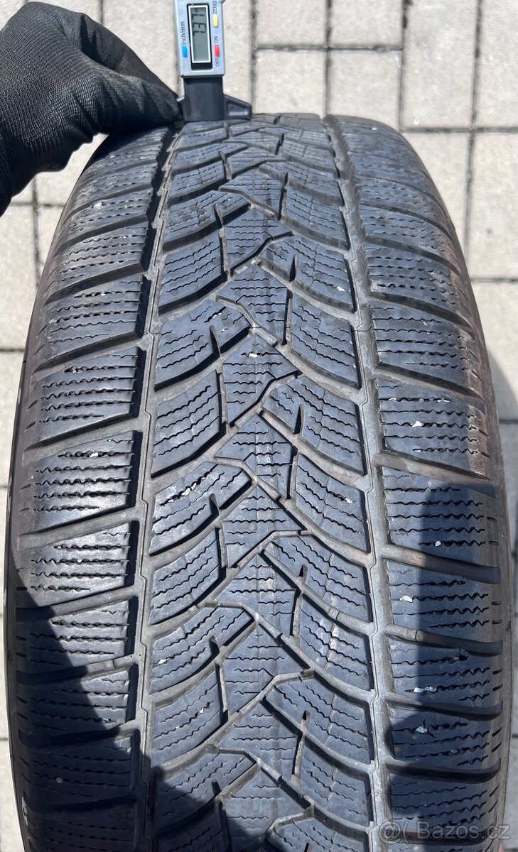 Audi A8 - 17" alu + zimní 235/60 R17 Dunlop - 8