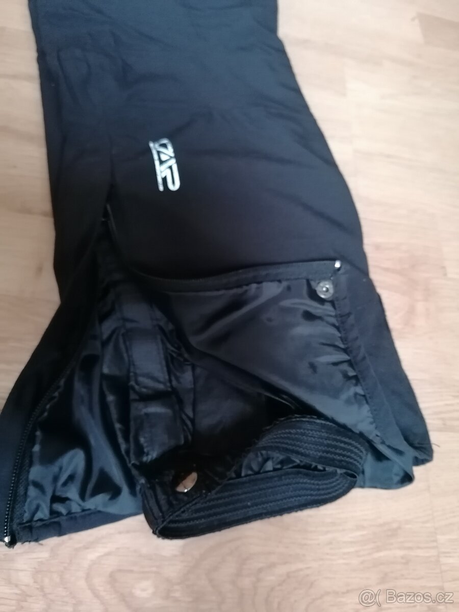 Lyžařské kalhoty v .140 - 8