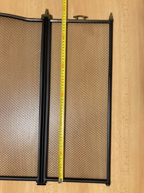 Ochranná mříž před krb - 8