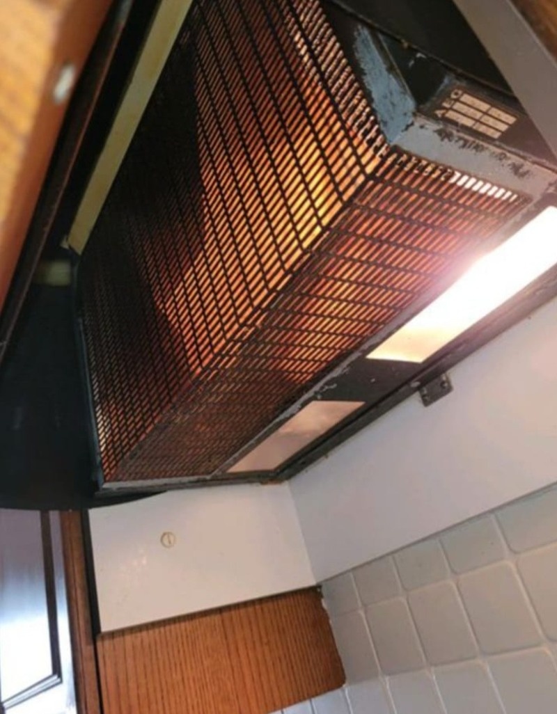 Rustikální dubová linka do U se spotřebiči,6236 - 8