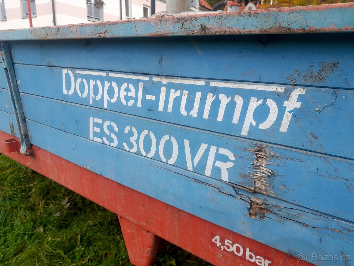 Rozmetadlo hnoje 4000 kg - 8