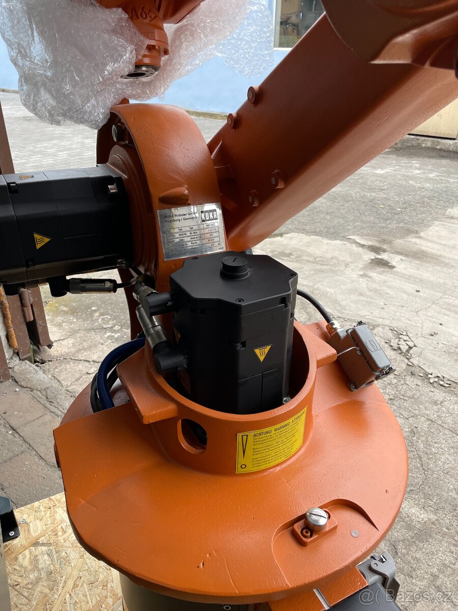Repasovaný robot Kuka pro svařovací aplikaci - 8