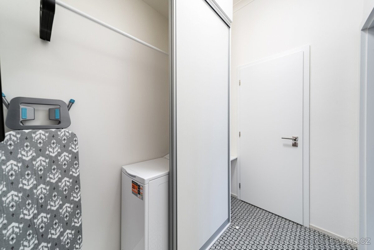 Útulný byt 1kk v centru Prahy 3 — s flexibilními podmínkami - 8