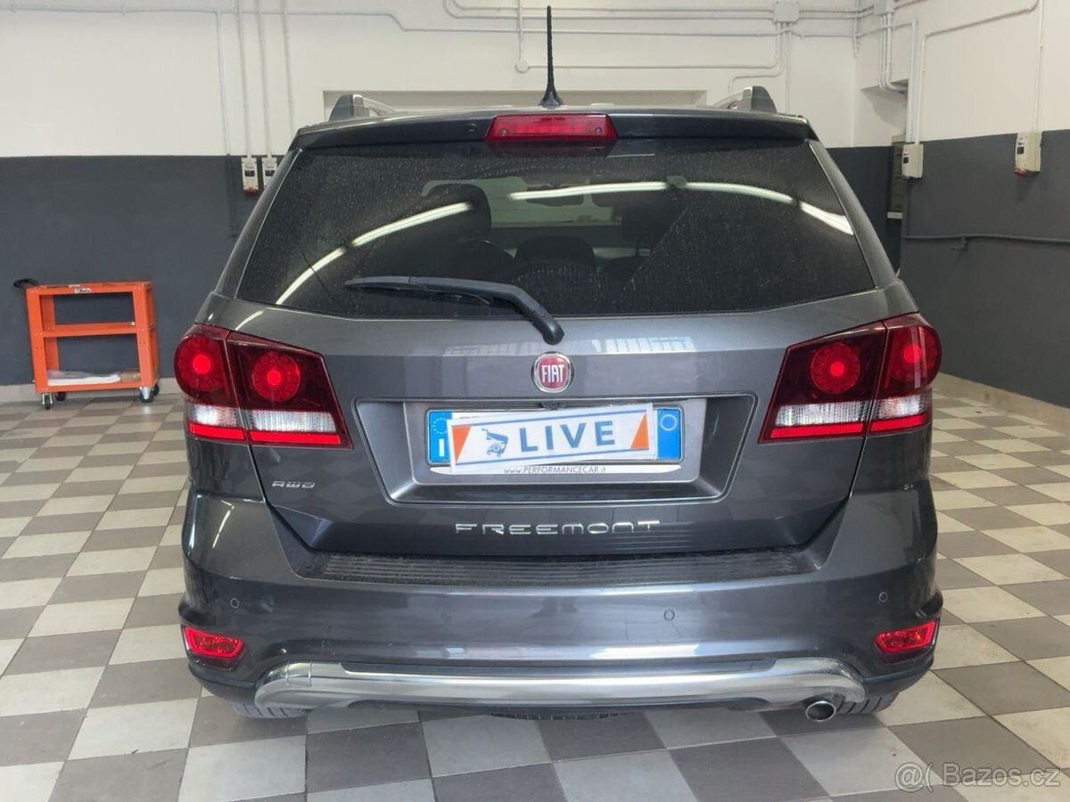 Fiat Freemont 2,0 MTJ Cross 4x4 - 8