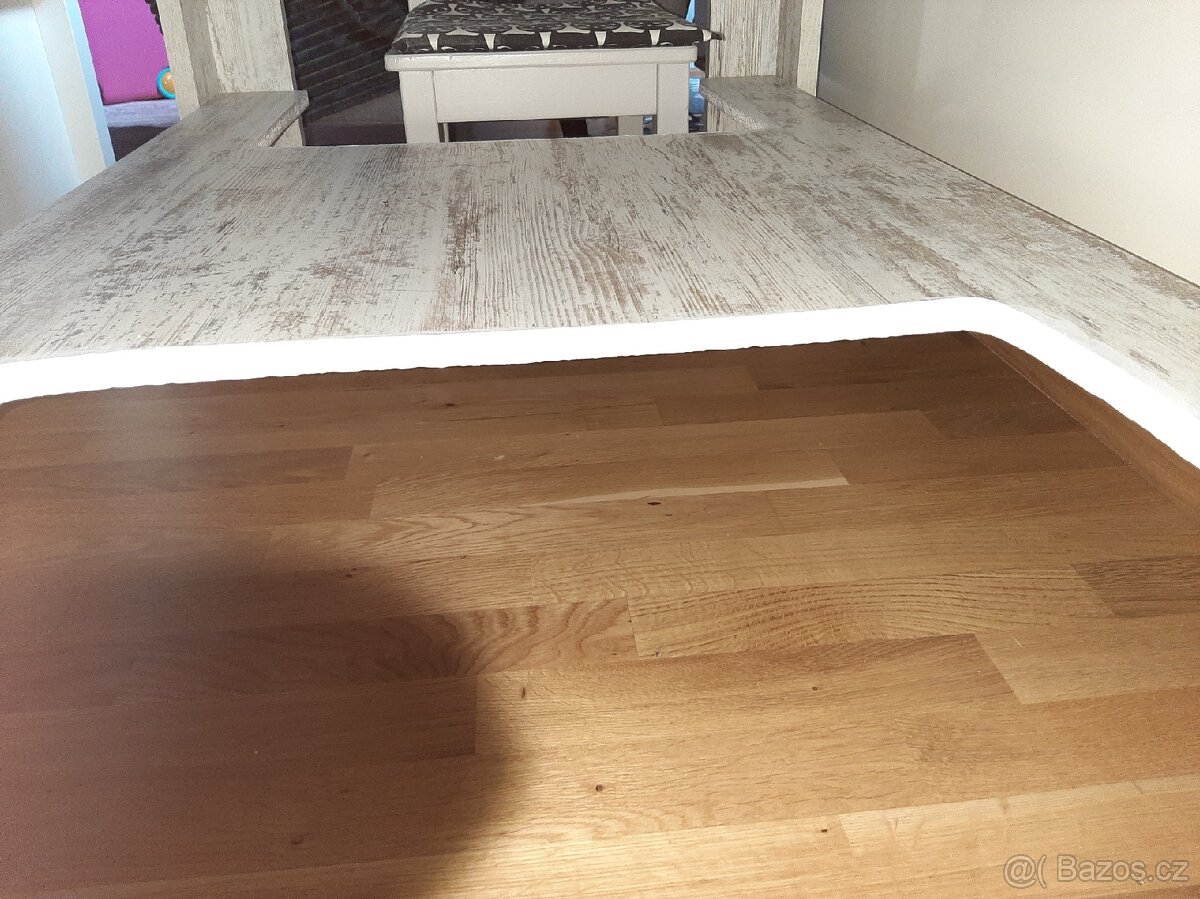 Dětský stolek ASKO + 2 židle Ikea - 8