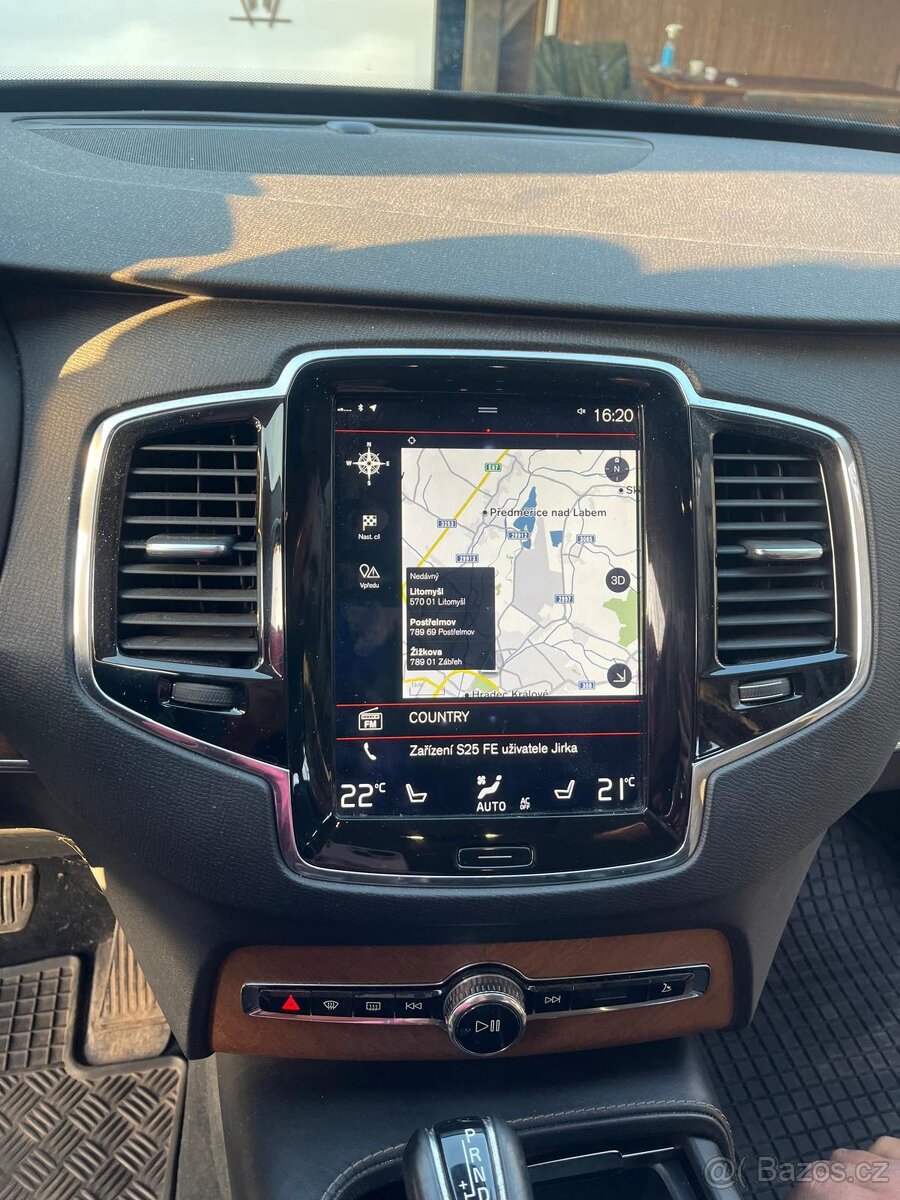 Volvo xc90 - 8