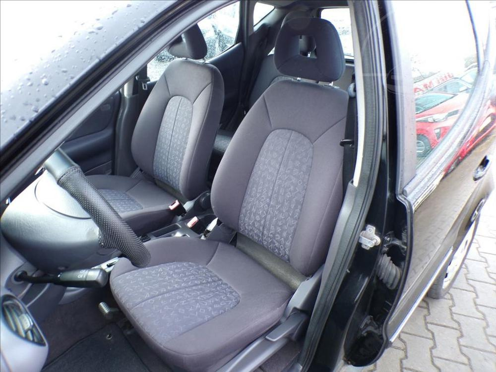 Mercedes-Benz I 1,6 AUTOMAT - 8