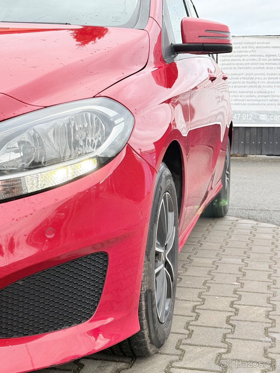 MERCEDES BENZ B180 1.6 BENZIN 2015 - 8