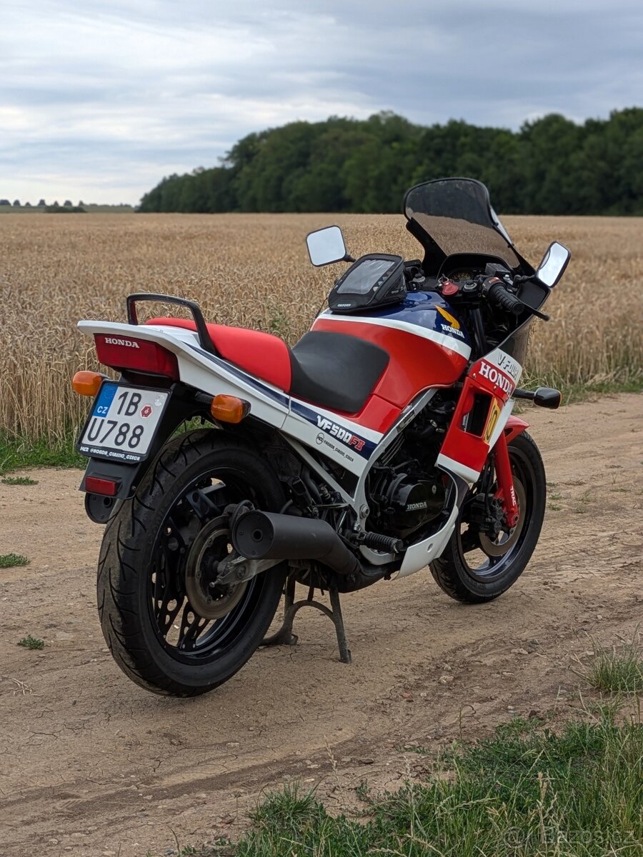 Honda VF VF500 F2 Interceptor 1983 - 8