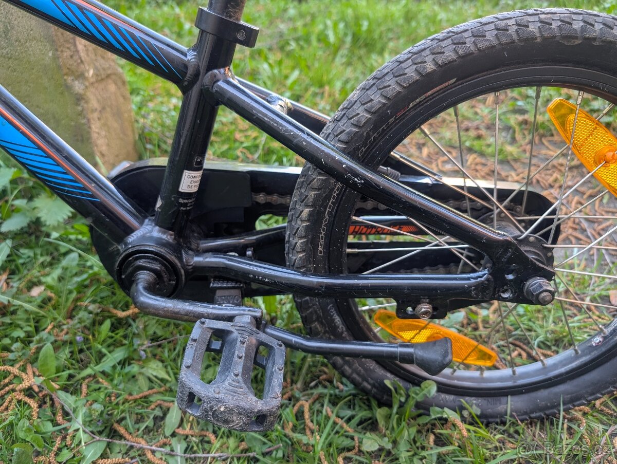 dětské kolo SPECIALIZED HOTROCK vel. 16 - 8