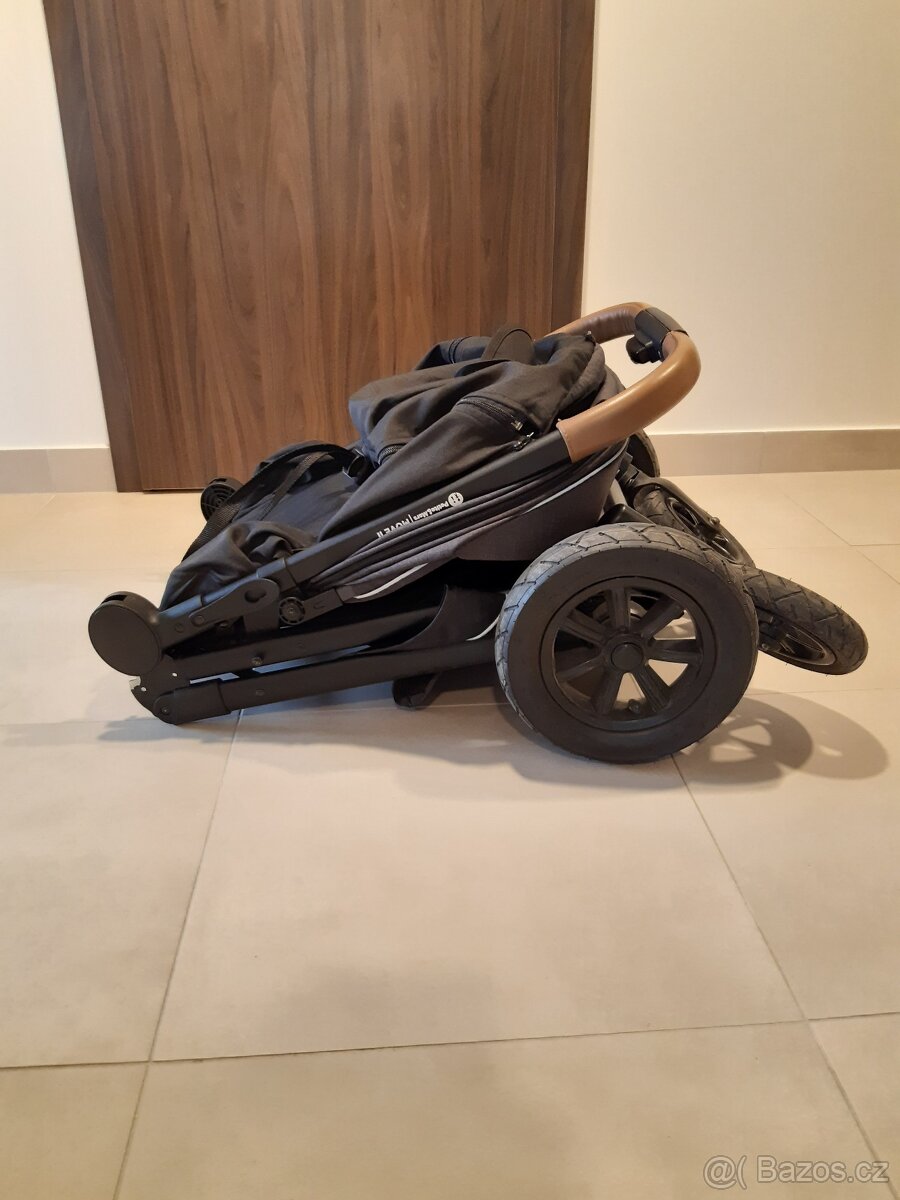 Sportovní kočárek Petite&Mars Move II AIR - 8