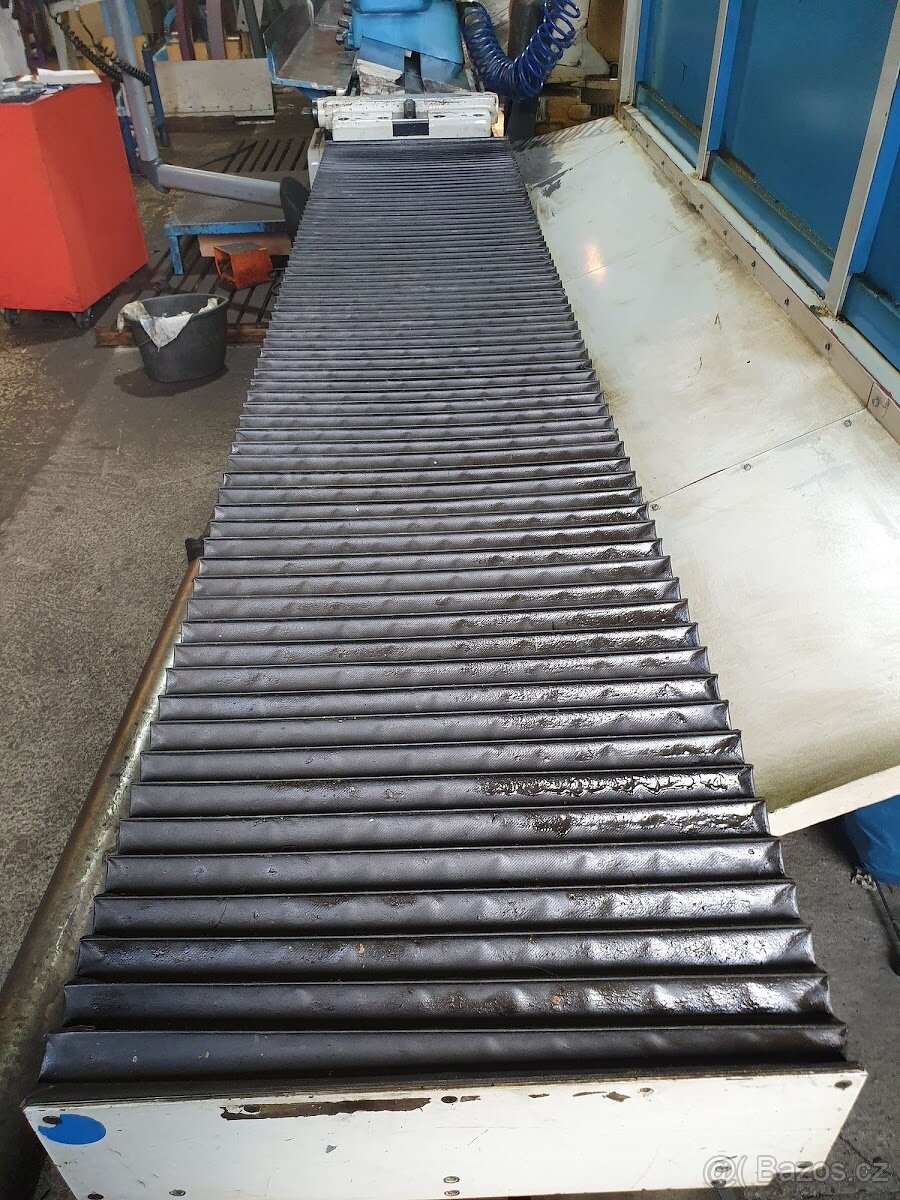TOS Hostivař BUA E 63/3000 CNC - Bruska Hrotová - 8