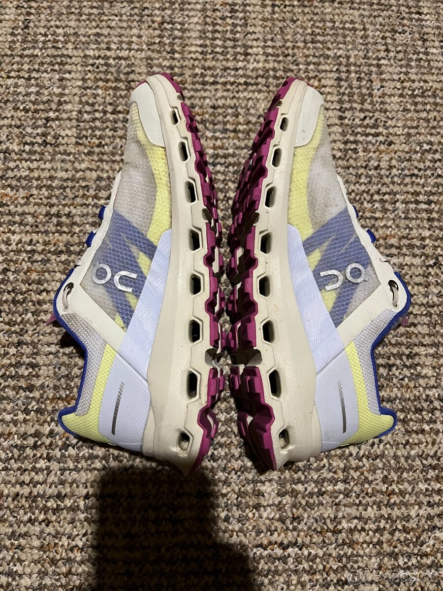 On Running, model Cloudvista, velikost 38 - 8