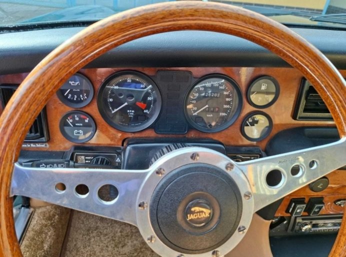 Jaguar XJ6 3,4 r. v. 1984 - 8