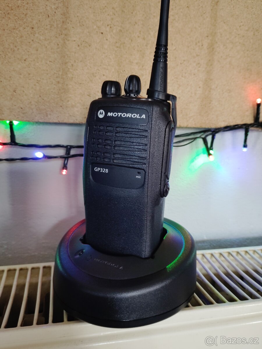 Motorola GP328 UHF - 8